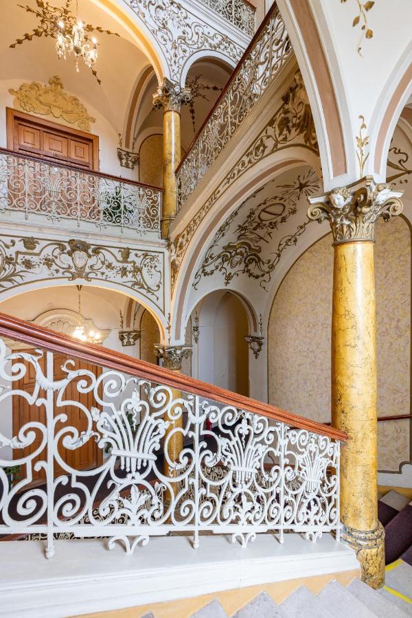 Hotel Slovan Plzen Exterior photo